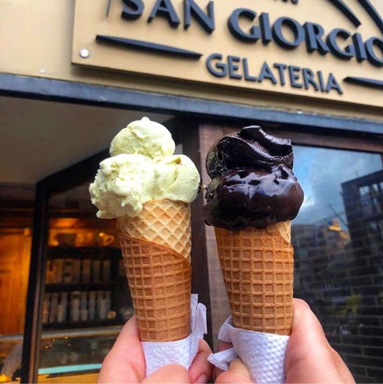 Conos de gelato en San Giorgio Gelateria.