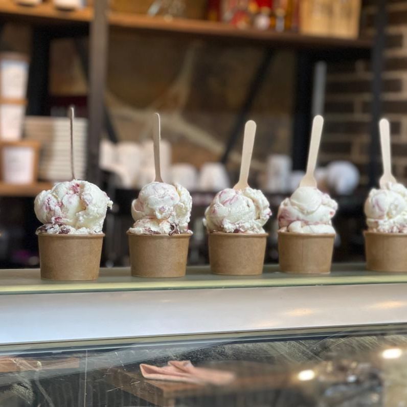 Presentaciones de gelato en vaso.